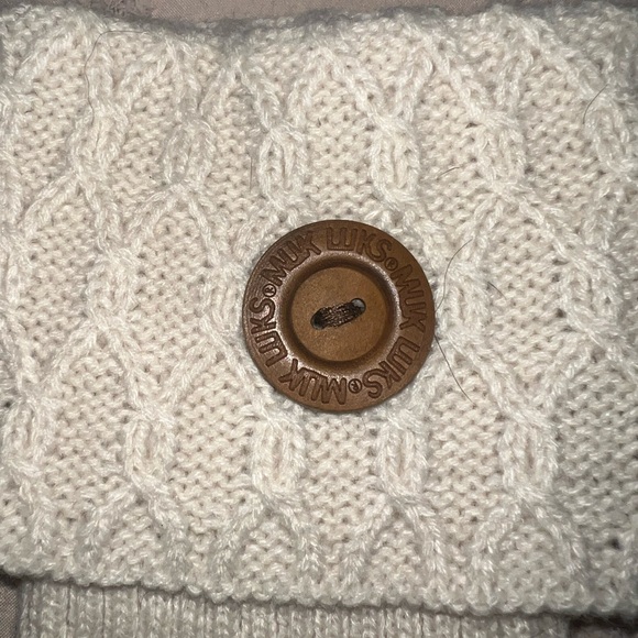 NWOT Cream Colored MukLuks Boot Cuffs - Picture 2 of 3